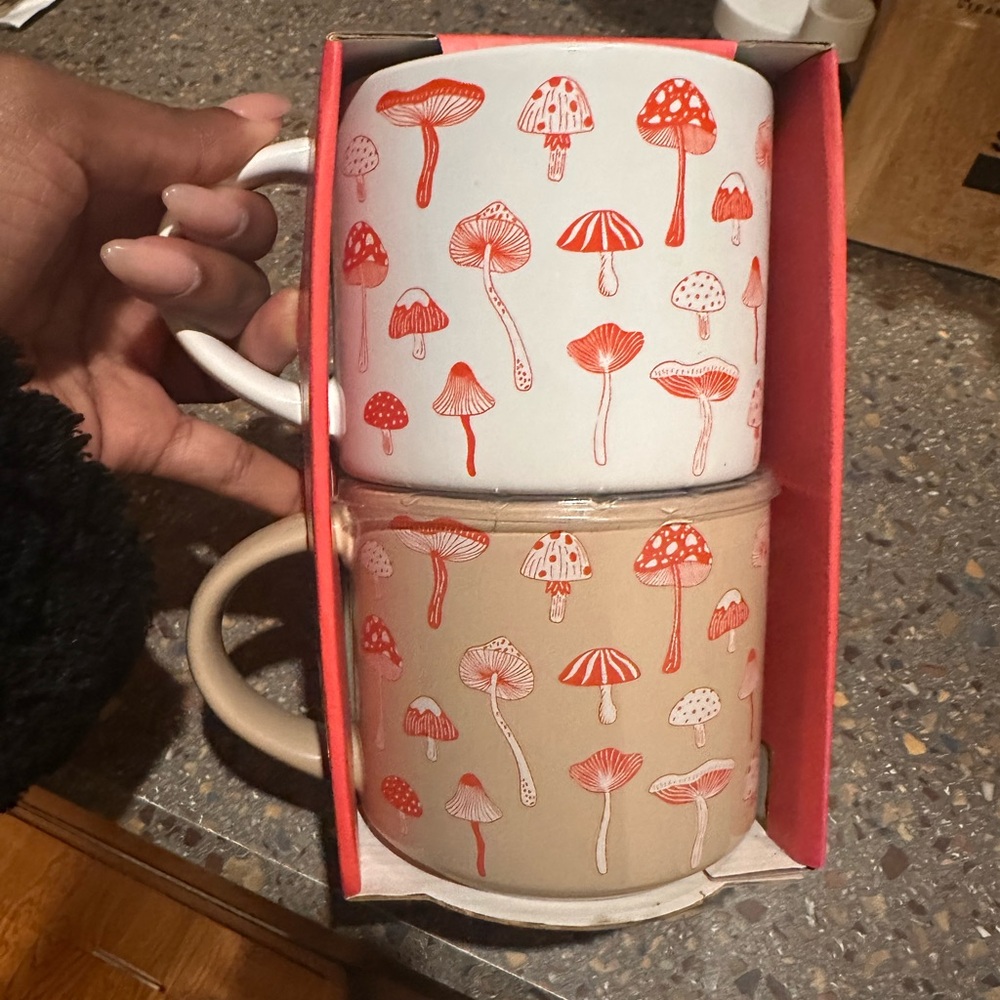Brand new cup set